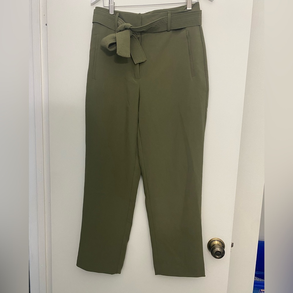 Francesca’s Olive Green Tie Front Pants